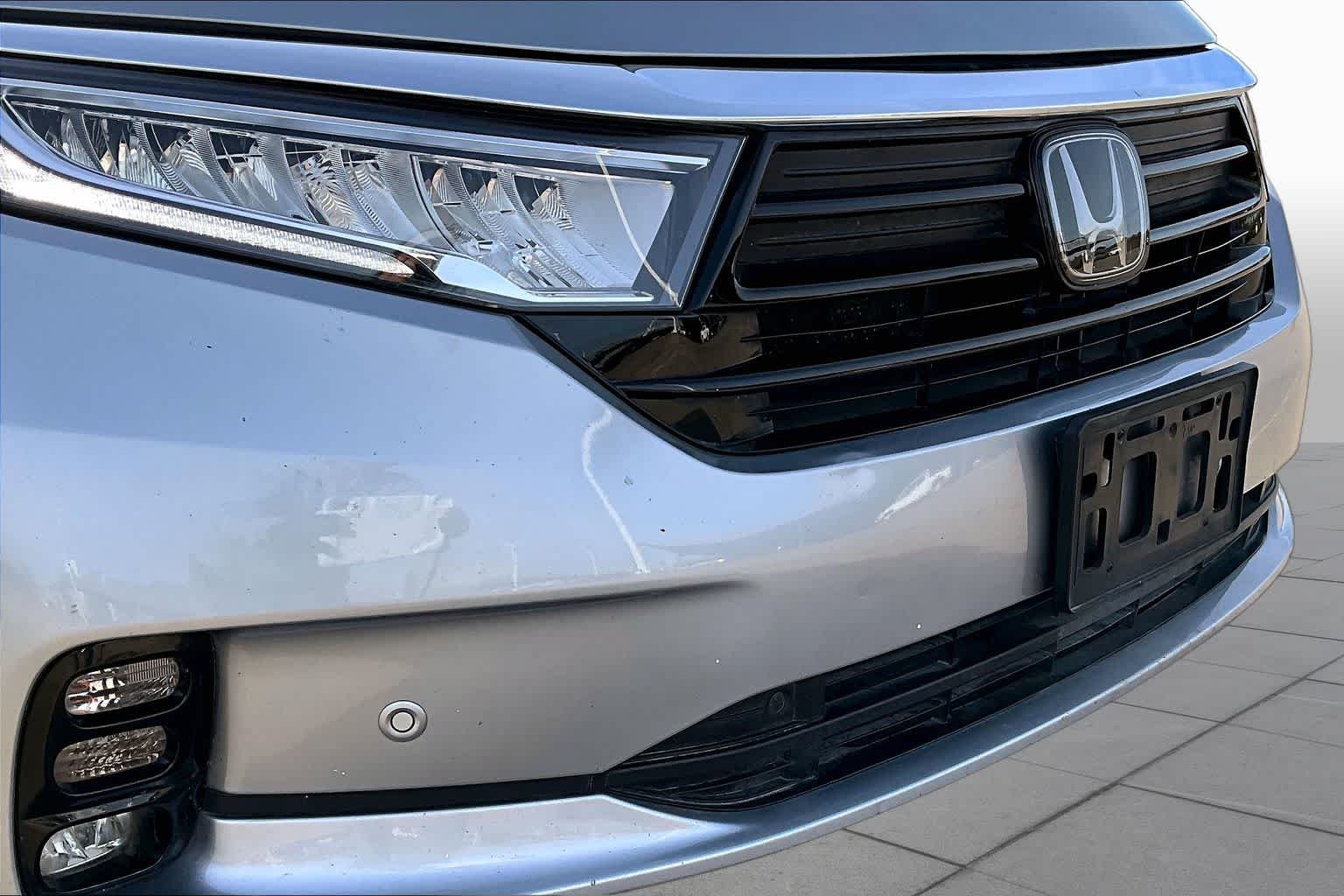 Certified Used 2024 Lunar Silver Metallic Honda Elite image 29