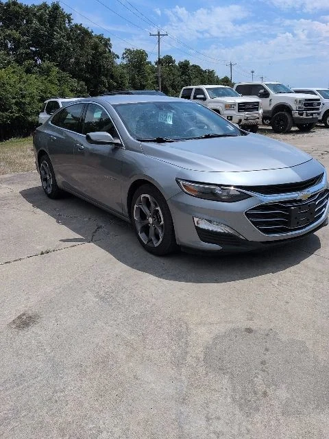 Used 2024 Gray Chevrolet LT image 4