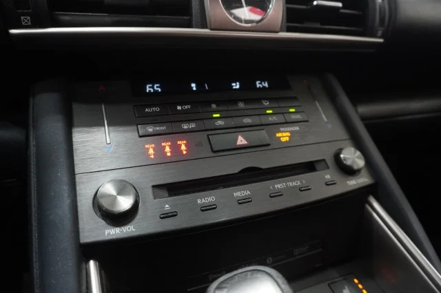 Used 2019  Lexus IS 300 F SPORT image 28