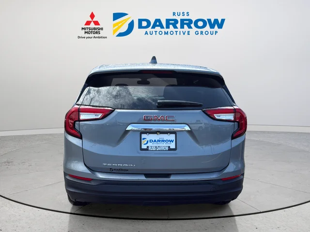 Used 2023 Silver GMC SLE image 4