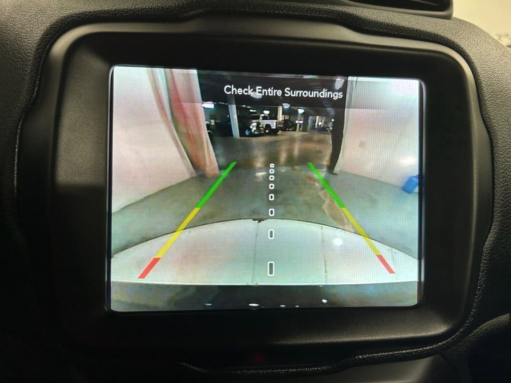Used 2021 Black Jeep Latitude image 26