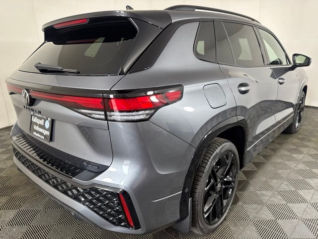New 2026 Gray Volkswagen 2.0T SE R-Line Black image 3