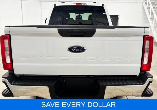 Used 2025 White Ford XLT image 5