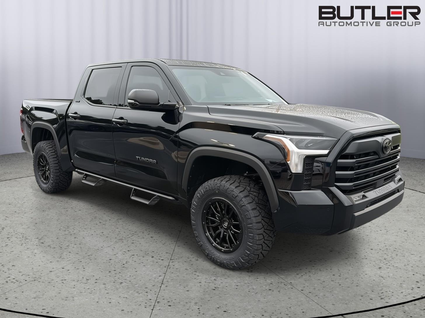 New 2026 Midnight Black Metallic Toyota SR5 image 8