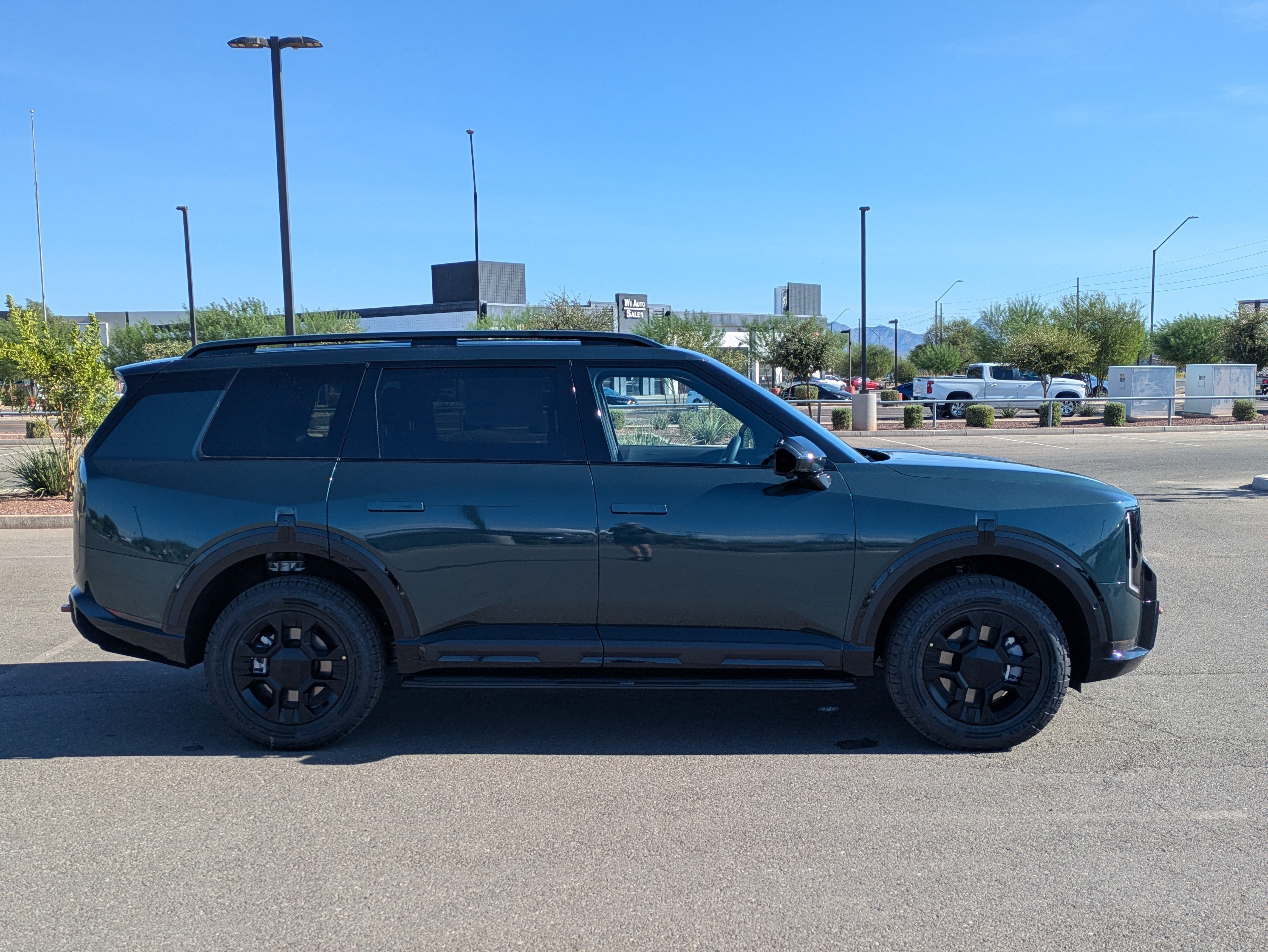 New 2027 Black Jade Green Kia X-Pro SX Prestige image 6