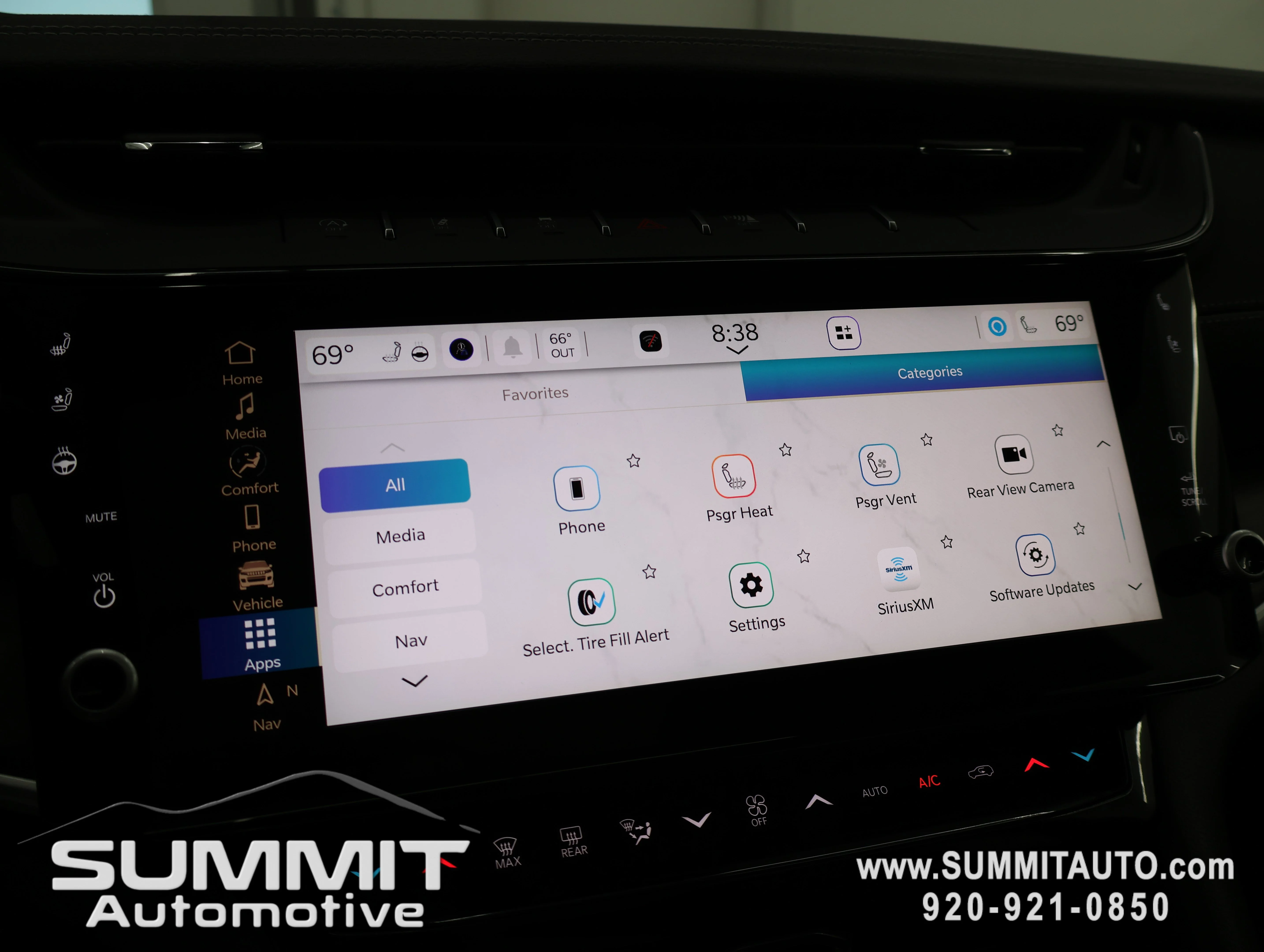 New 2026 Diamond Black Crystal Pearl-Coat Exterior Paint Jeep Limited Reserve image 73