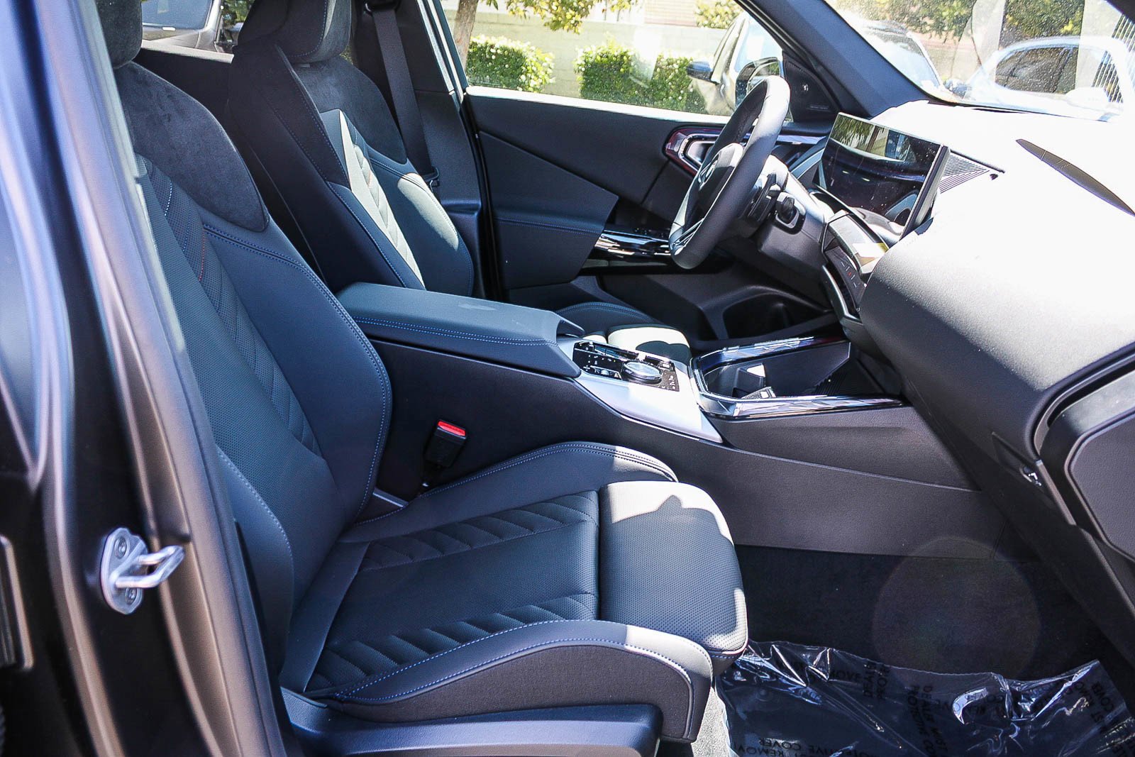 New 2026 Frozen Deep Grey BMW 30 xDrive image 13