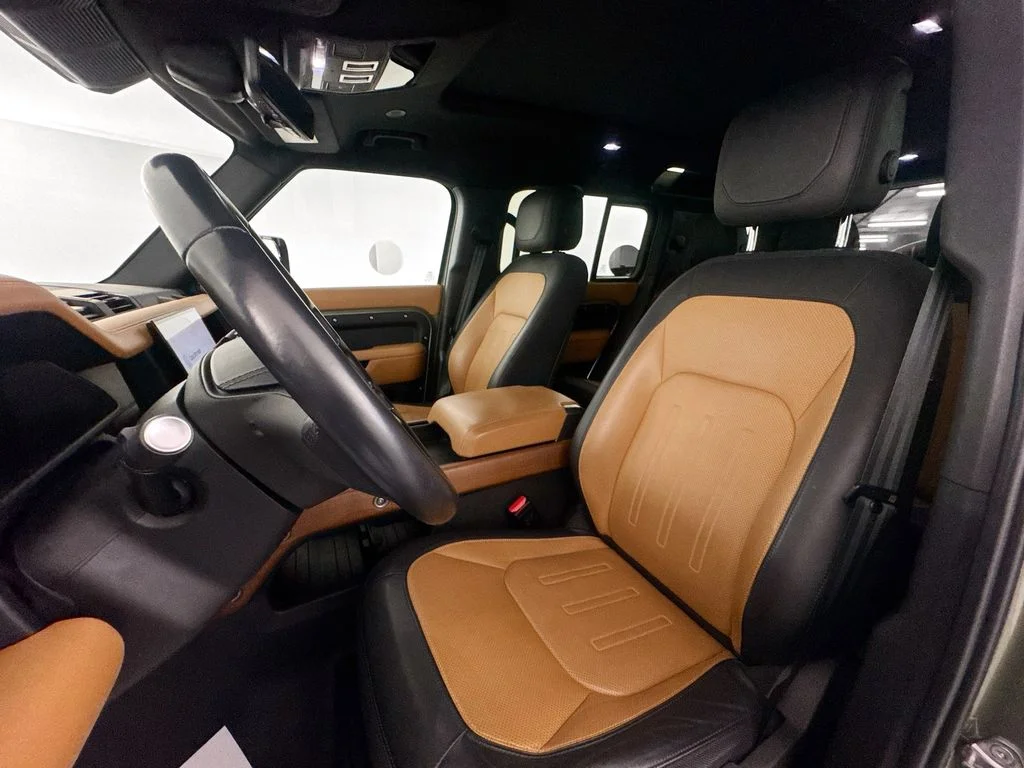Used 2024 Green Land Rover X image 21