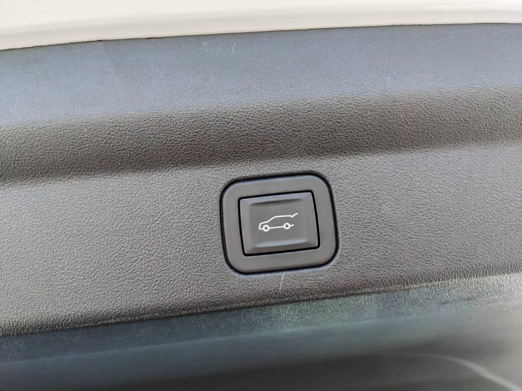 2025 Cadillac Escalade IQ Sport 2 - Photo 22