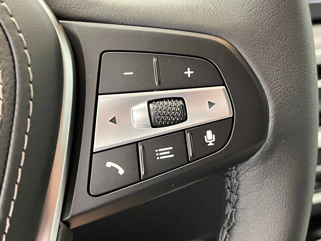 New 2026 Skyscraper Grey Metallic BMW sDrive40i image 18