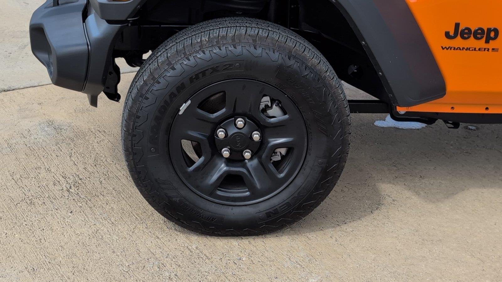 Used 2025 Joose Jeep Sport image 10