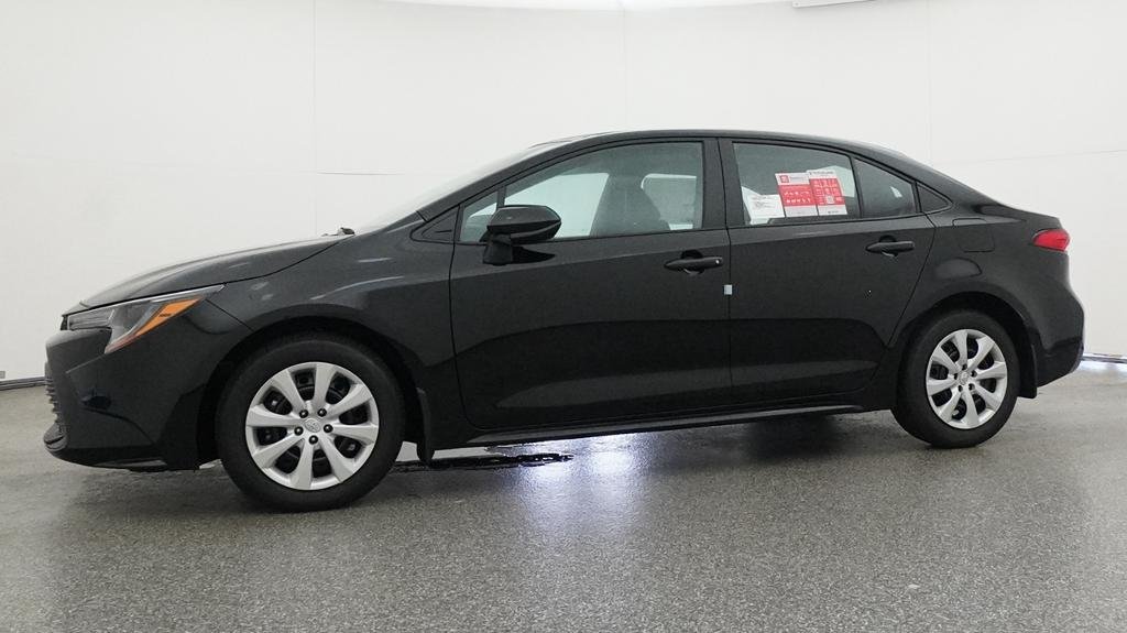 New 2026 Midnight Black Metallic Toyota LE image 4