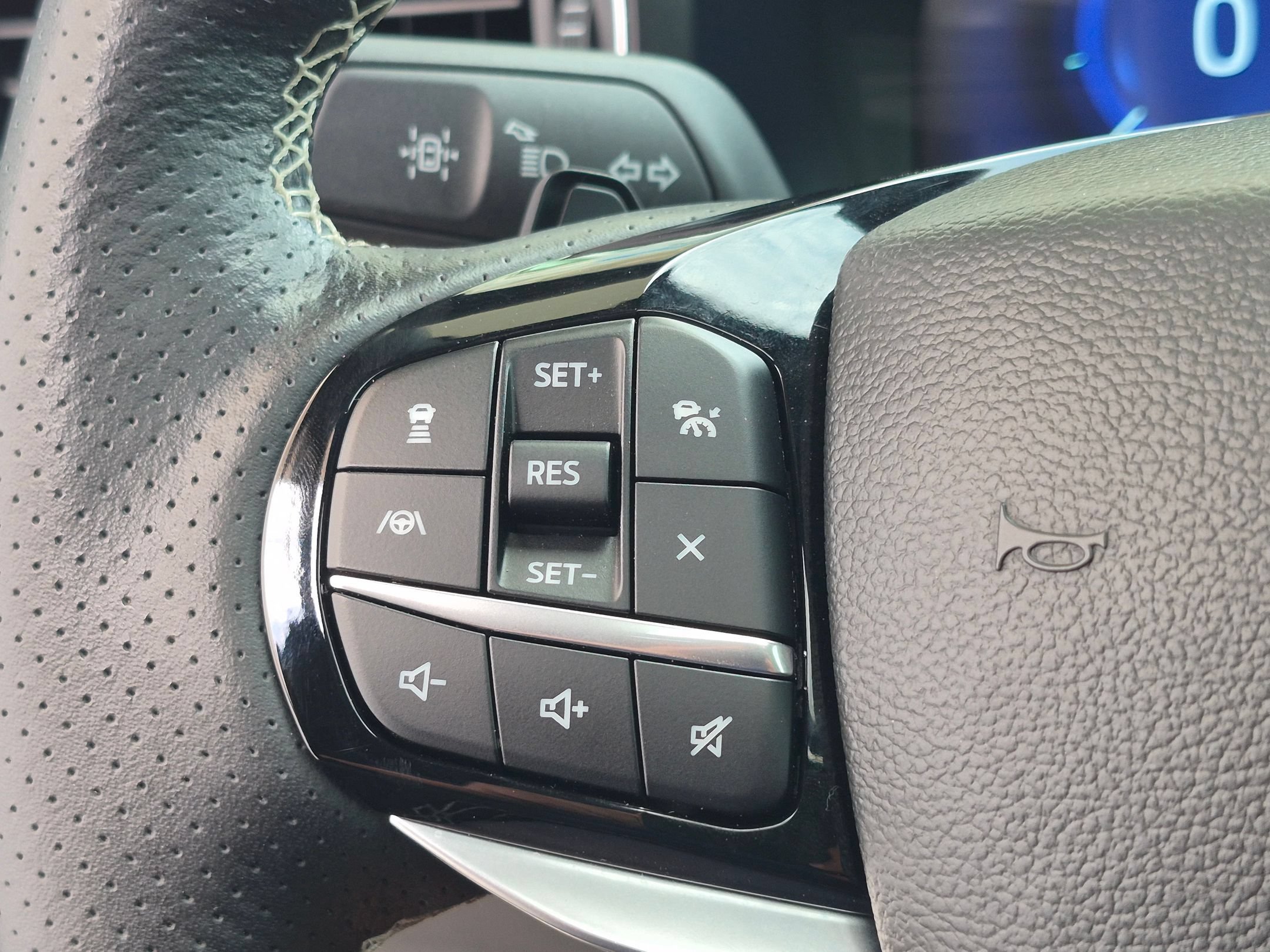 Used 2023 Agate Black Metallic Ford ST 4WD image 15