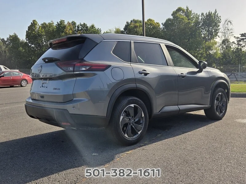 Used 2024 Gun Metallic NISSAN AWD SV image 5
