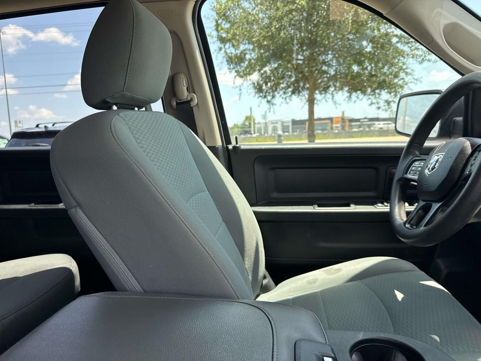 Used 2018 Gray Ram Express image 12