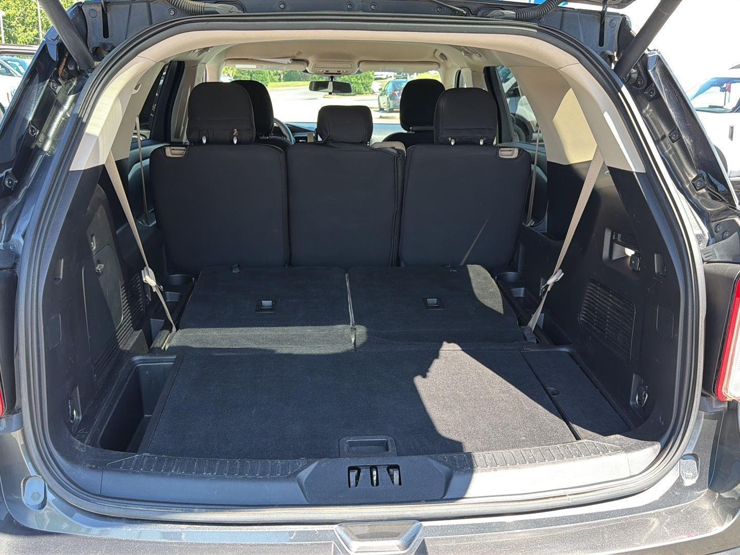 Used 2020 Magnetic Ford Base image 32