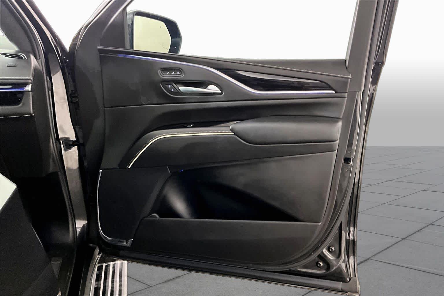 Used 2024 Black Diamond Tricoat Cadillac AWD V-Series image 21