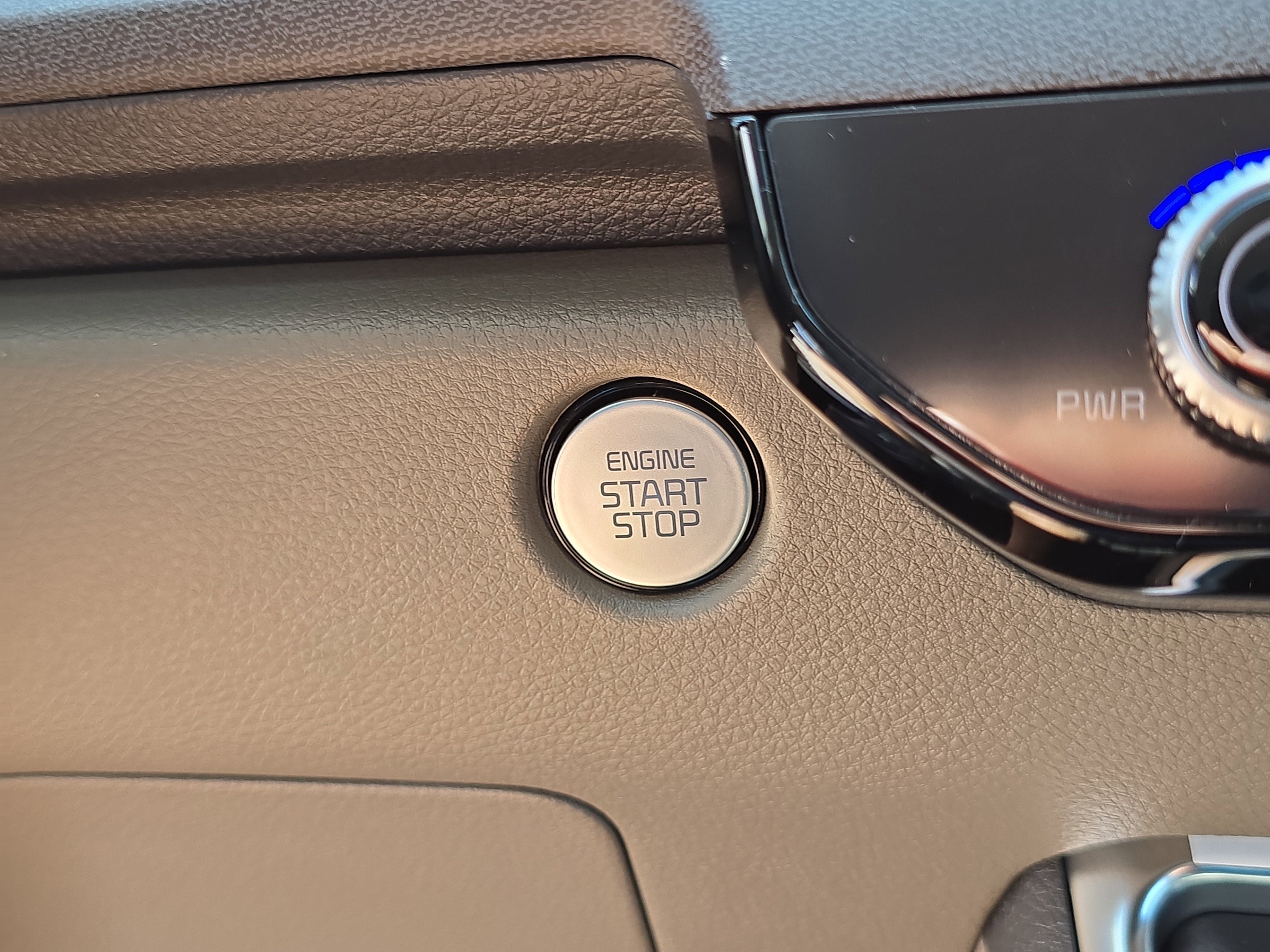New 2026 Ivory Silver Kia EX image 29