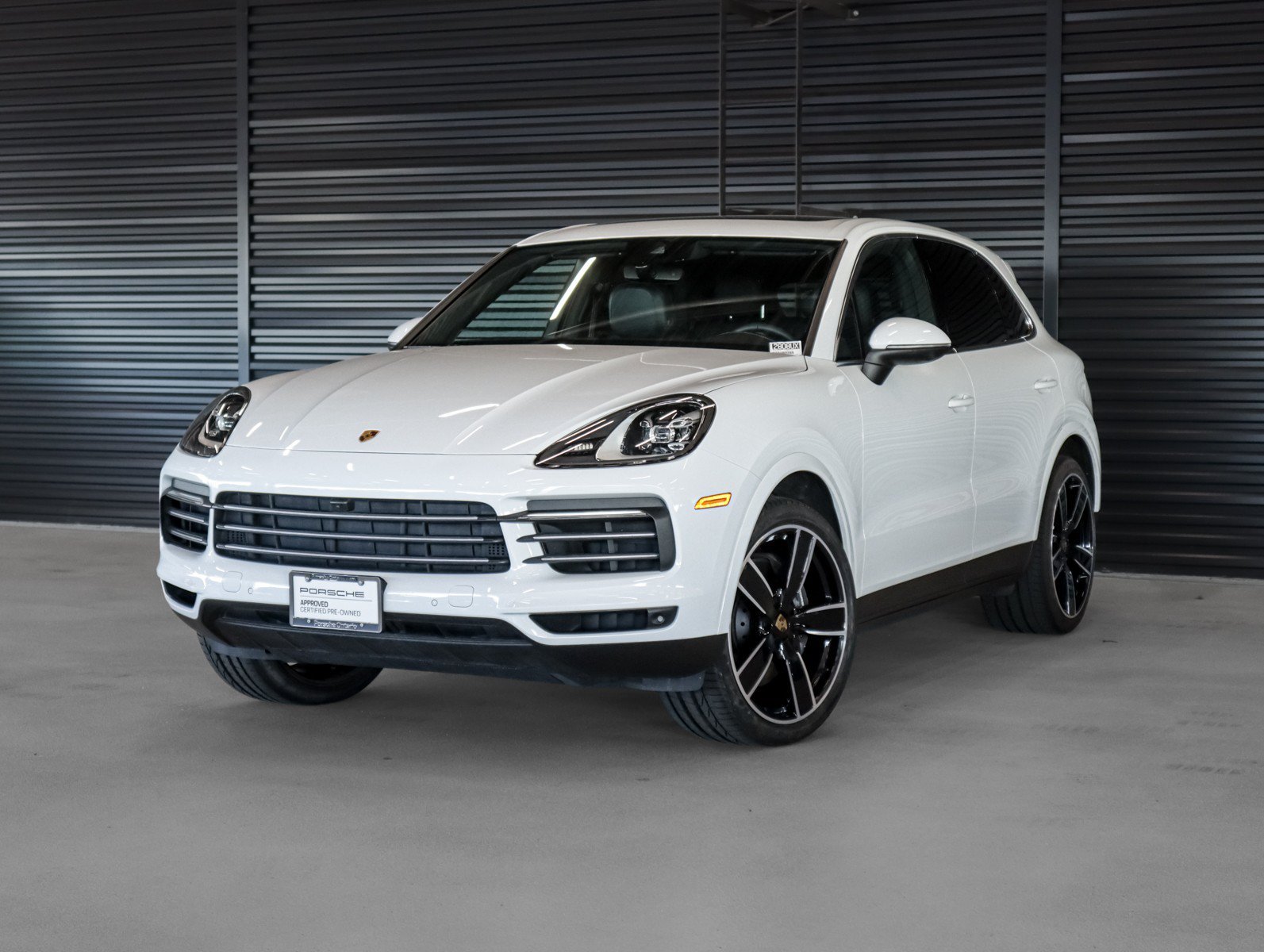 2023 Porsche Cayenne Base