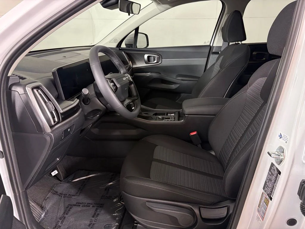 New 2026 Glacial White Pearl Kia LX image 15