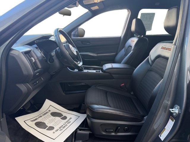 Used 2023 Gray Nissan Rock Creek image 8