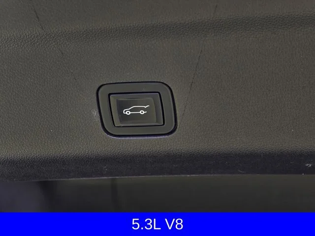 Used 2022 White Chevrolet RST image 14