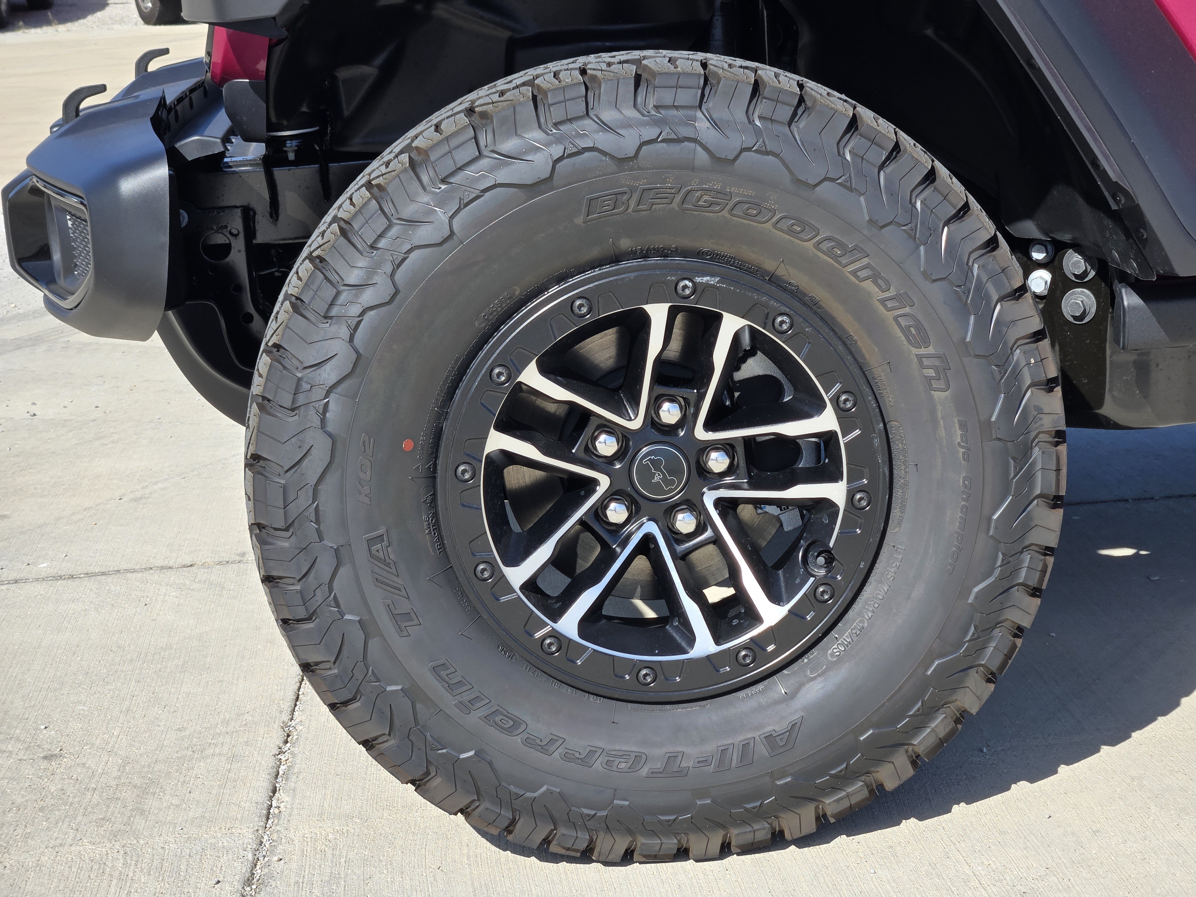 New 2026 Tuscadero Pearl-Coat Exterior Paint Jeep Willys image 11