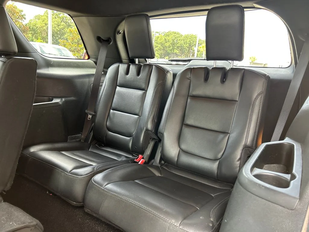 Used 2019 Black Ford XLT image 12