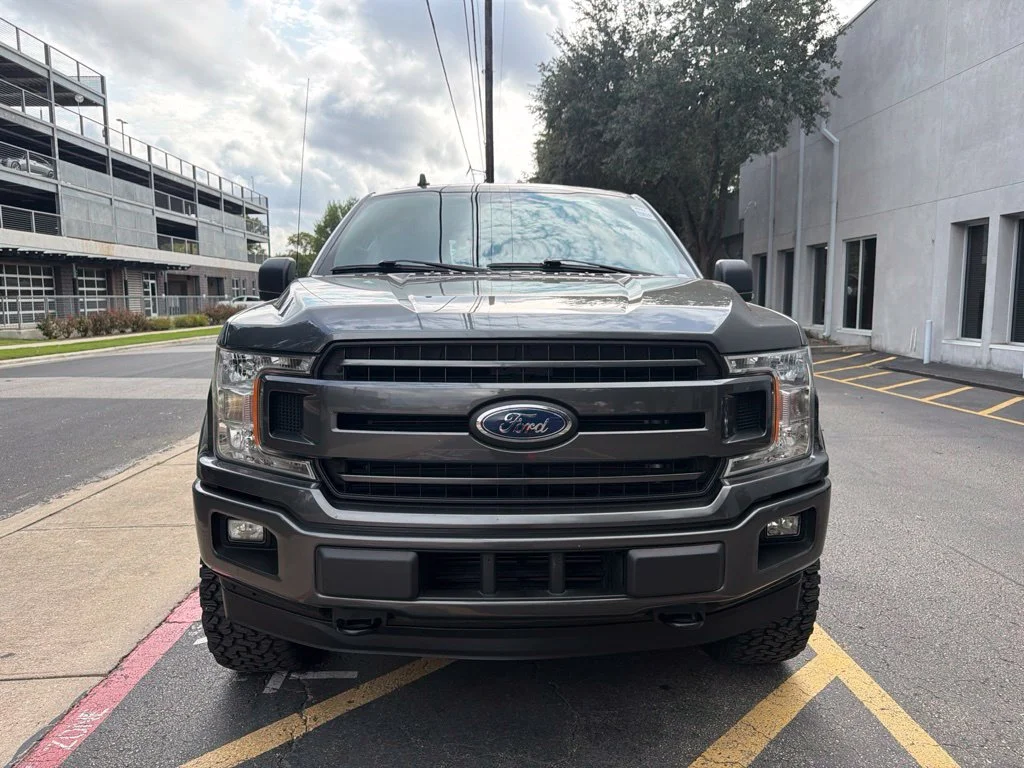 Used 2020 Gray Ford XLT image 2