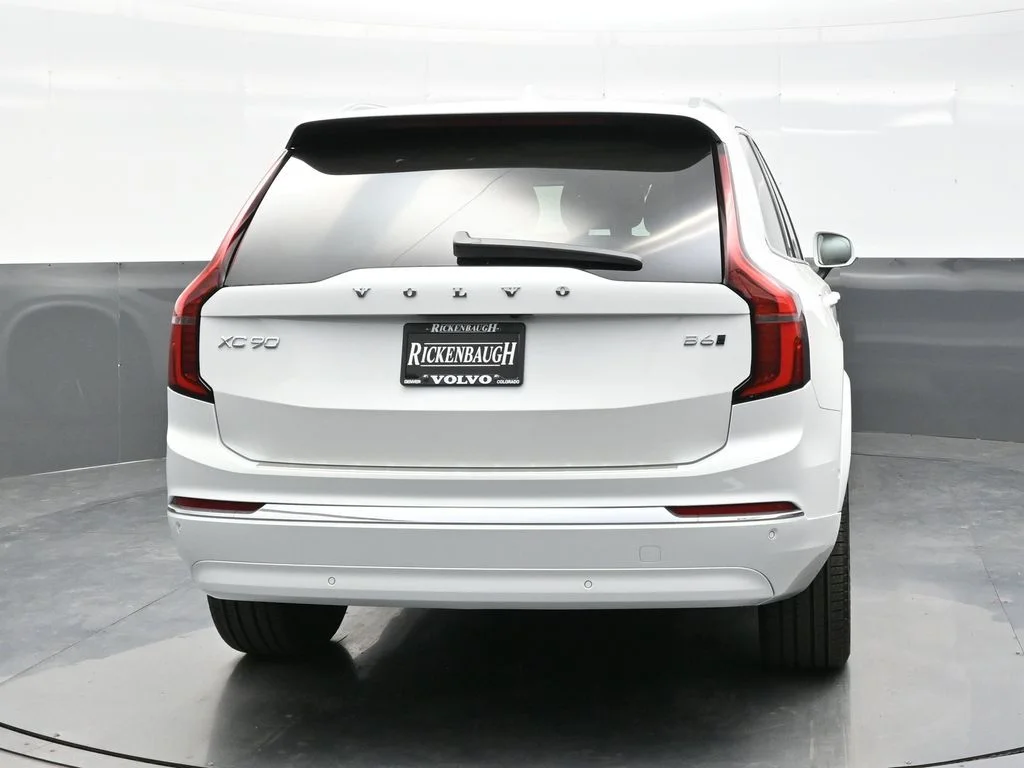 New 2026 Crystal White Volvo Plus image 6