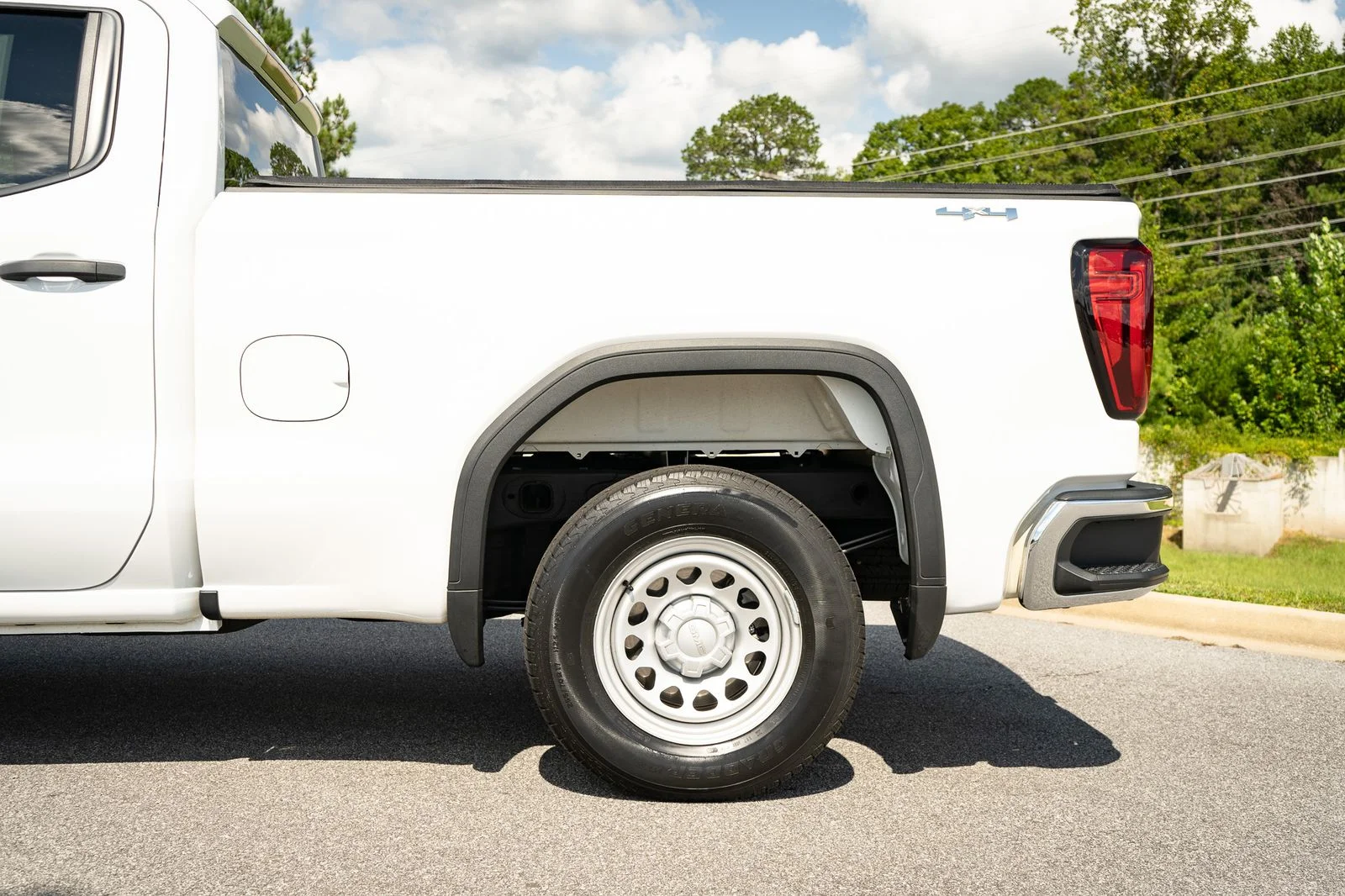 Used 2023 White GMC Pro image 6