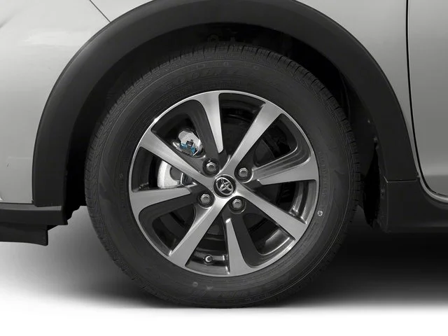 Used 2018 Magnetic Gray Metallic Toyota Two image 11
