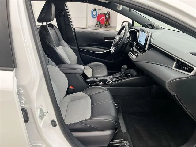 Used 2025 Beige Toyota XSE image 15