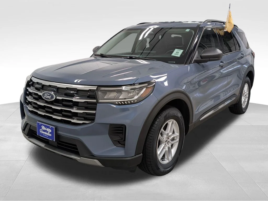 Certified Used 2025 Vapor Blue Metallic Ford Active image 18
