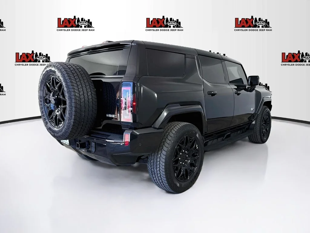 Used 2026 Black GMC 2X image 7