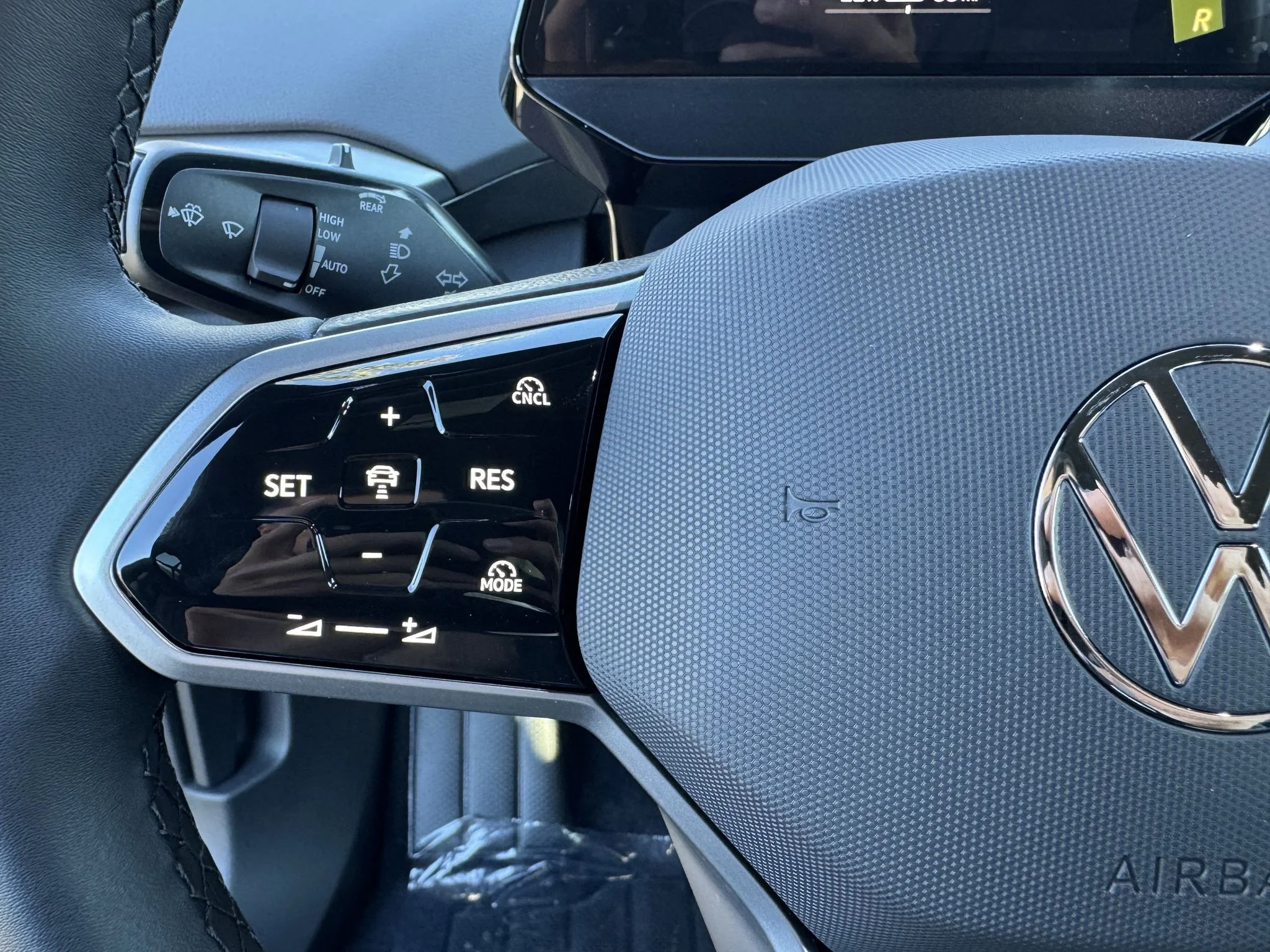 New 2026 Pure Gray Volkswagen Pro image 19