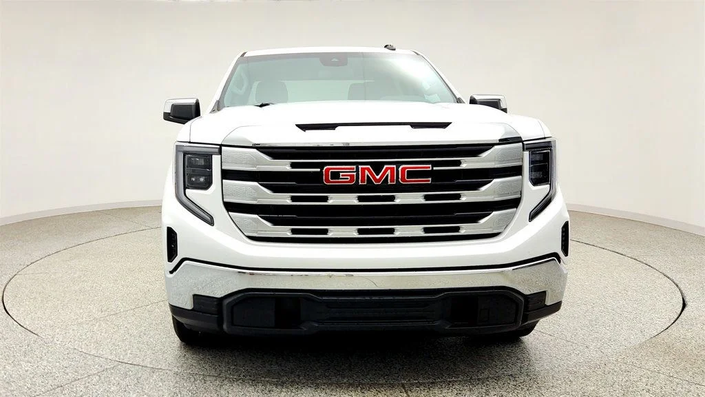 Used 2023 Summit White GMC 2WD Crew Cab 147