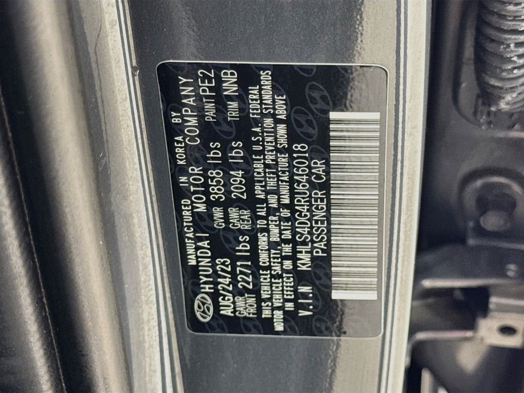 Used 2024 Ecotronic Gray Hyundai SEL image 40