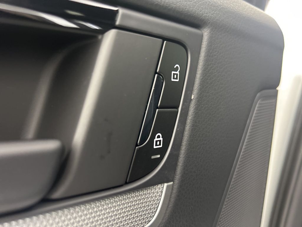 2026 Porsche Cayenne S - Photo 27