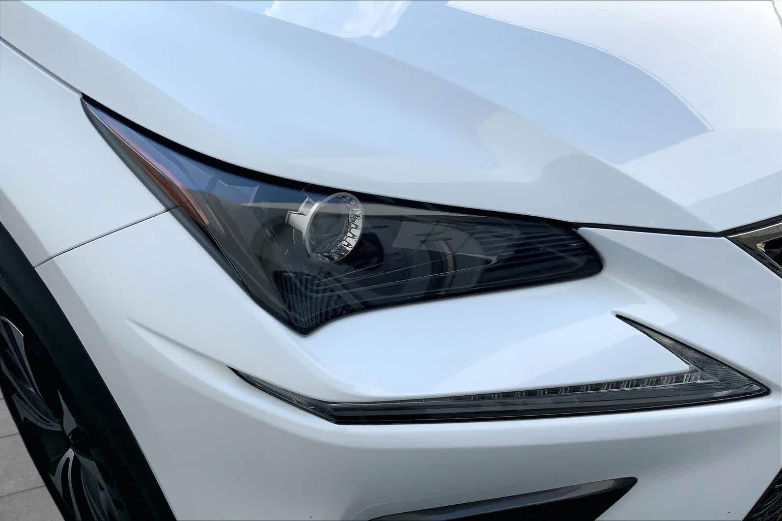 Used 2019 Ultra White Lexus F SPORT image 26