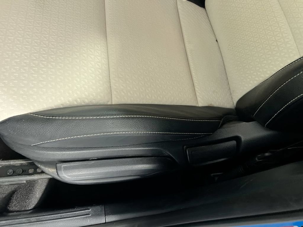 Used 2023 Blue Kia GT-Line image 9