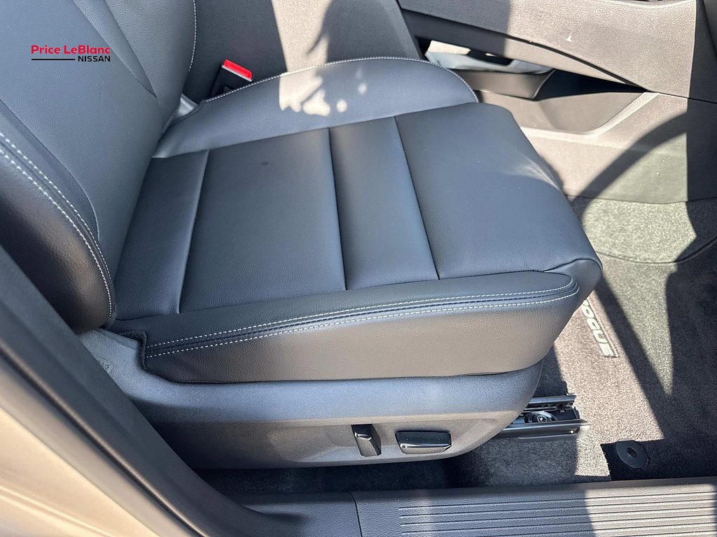 Certified Used 2025 SILVER Nissan SL image 10