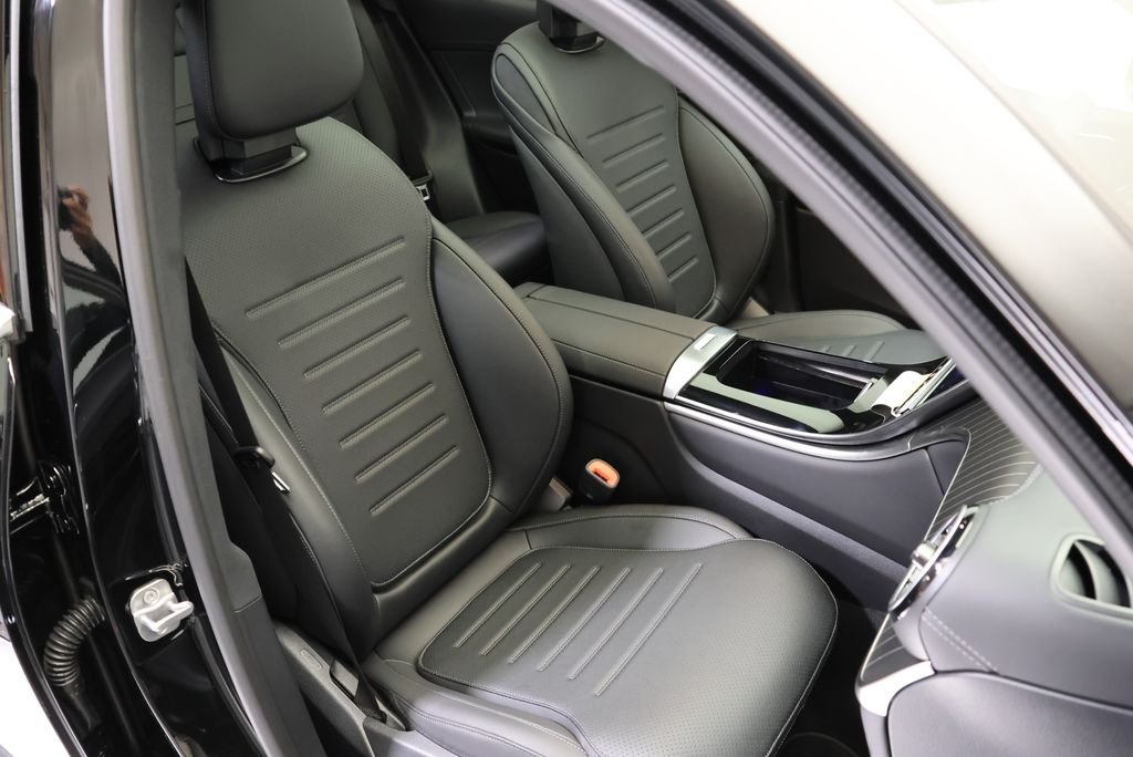 Used 2026 Black Mercedes-Benz GLC 300 image 48