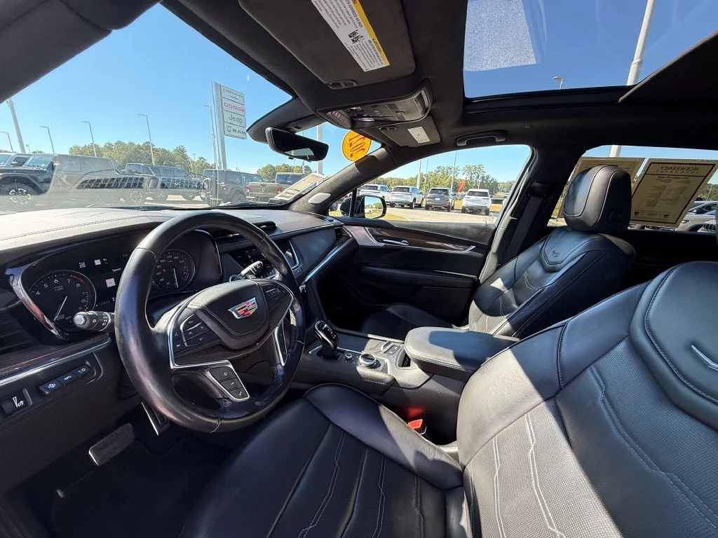 Used 2021 Black Cadillac Sport image 20