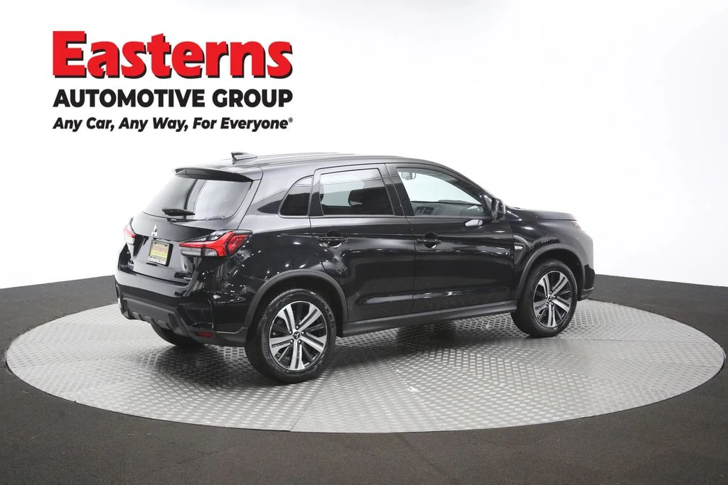 Used 2025 Black Mitsubishi 2.0 ES image 40