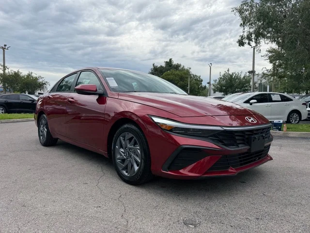 2024 Hyundai Elantra SEL