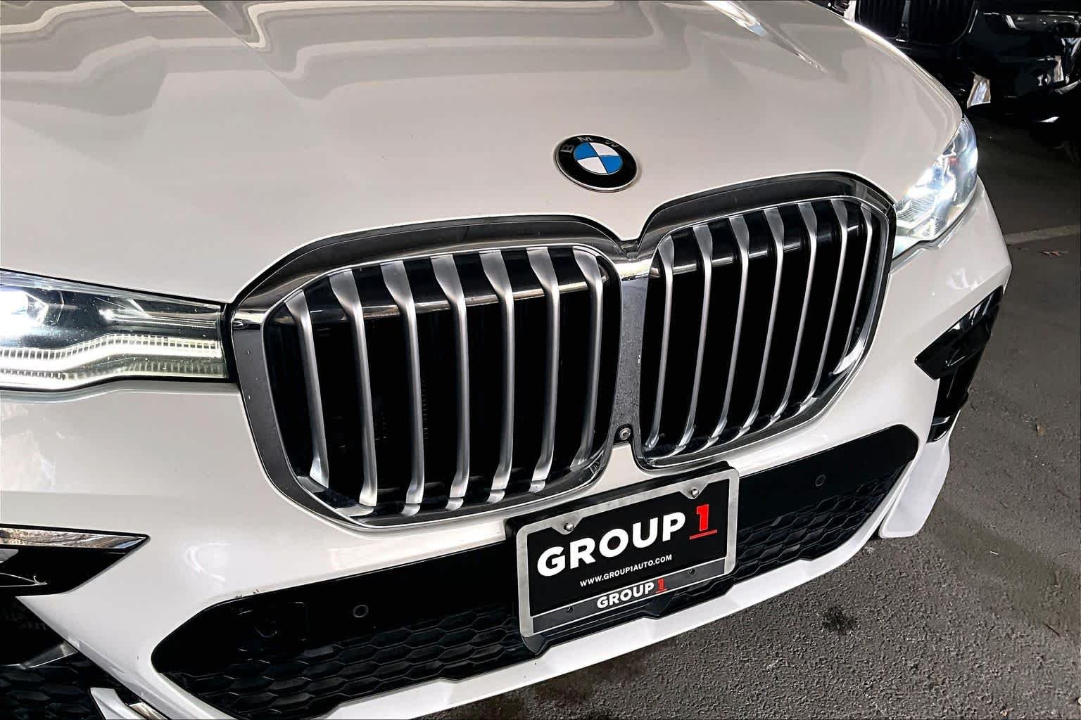 Used 2019 Mineral White Metallic BMW xDrive50i image 29