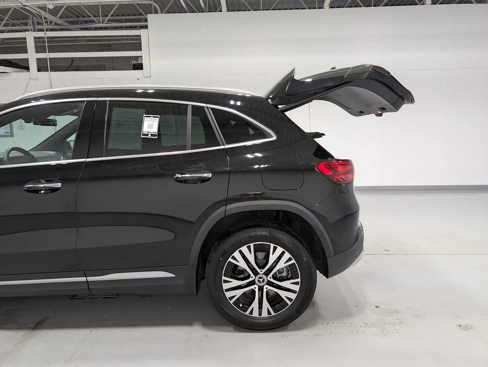 Certified Used 2025 Night Black Mercedes-Benz GLA 250 image 11
