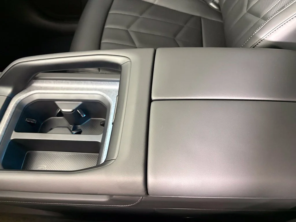 New 2027 Glacial White Pearl Kia X-Line SX image 38