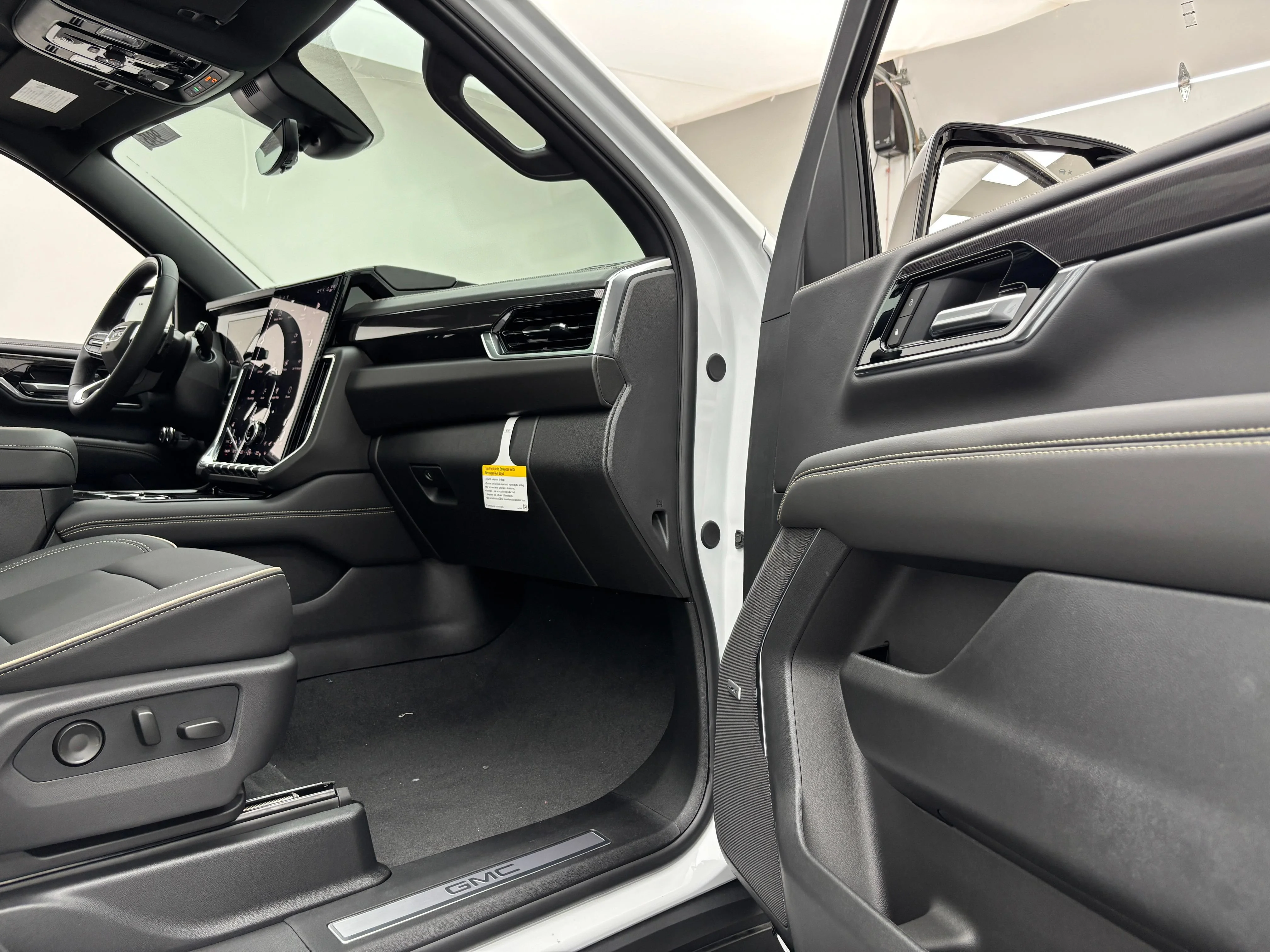 2026 GMC Yukon Elevation - Photo 38